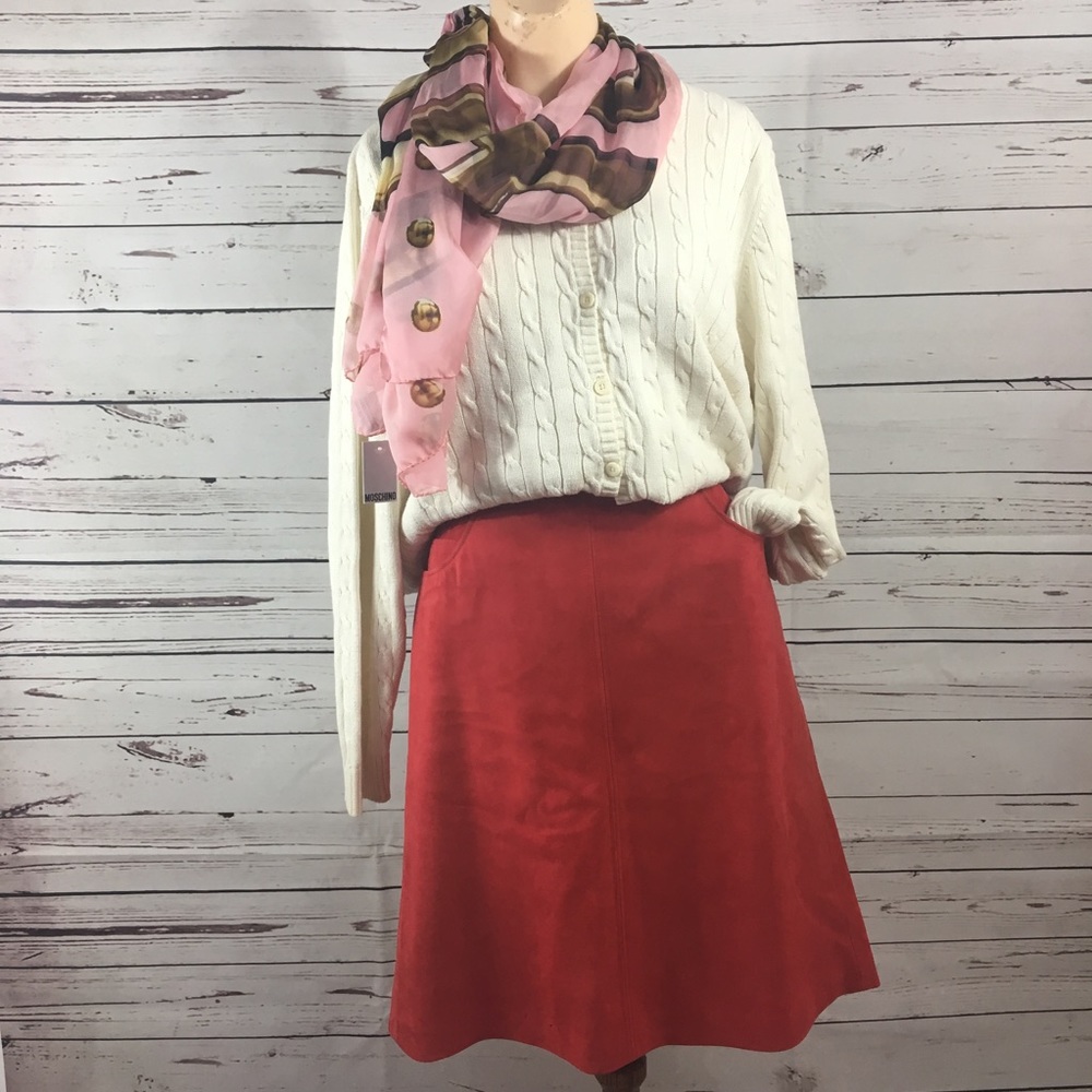 Escada suede skirt